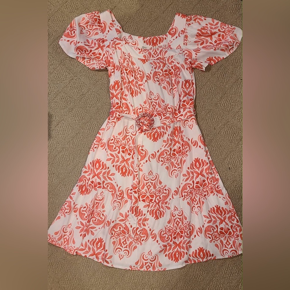 Chic Floral Midi Dress in Red and White